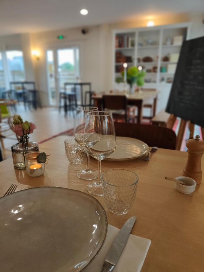 Hotel Restaurant La Voile Bleue Erdeven Kültér fotó