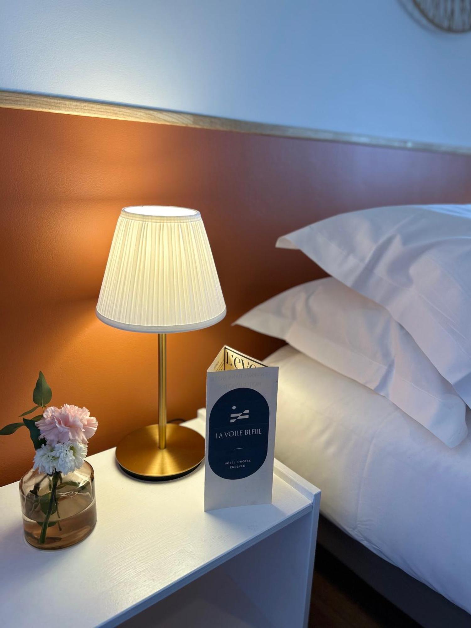 Hotel Restaurant La Voile Bleue Erdeven Kültér fotó